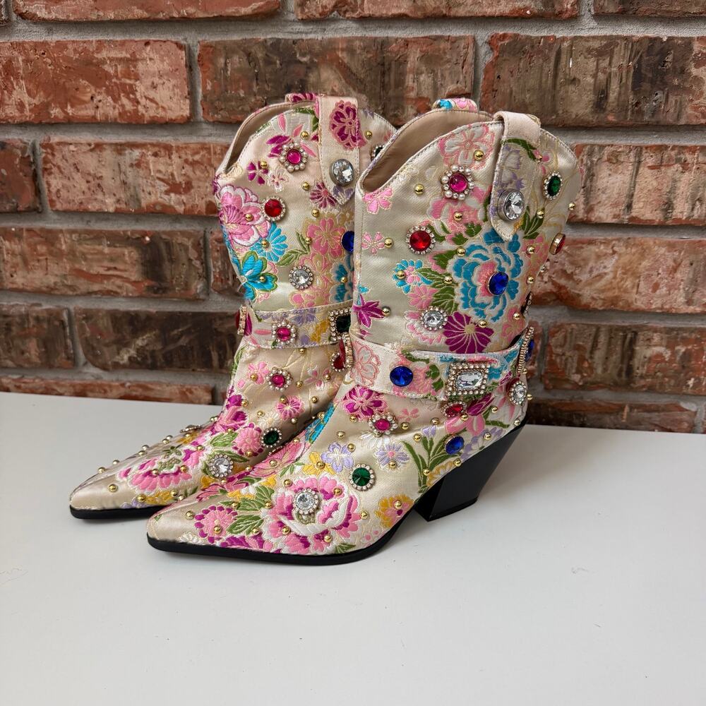 Azalea Wang Diligent Floral Brocade Stud Jewel Boots NEW 8.5 Sparkle Festival